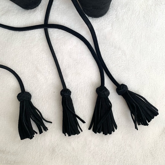 Pelle Moda Women's Faye Heel Sandal - Picture 7 of 11